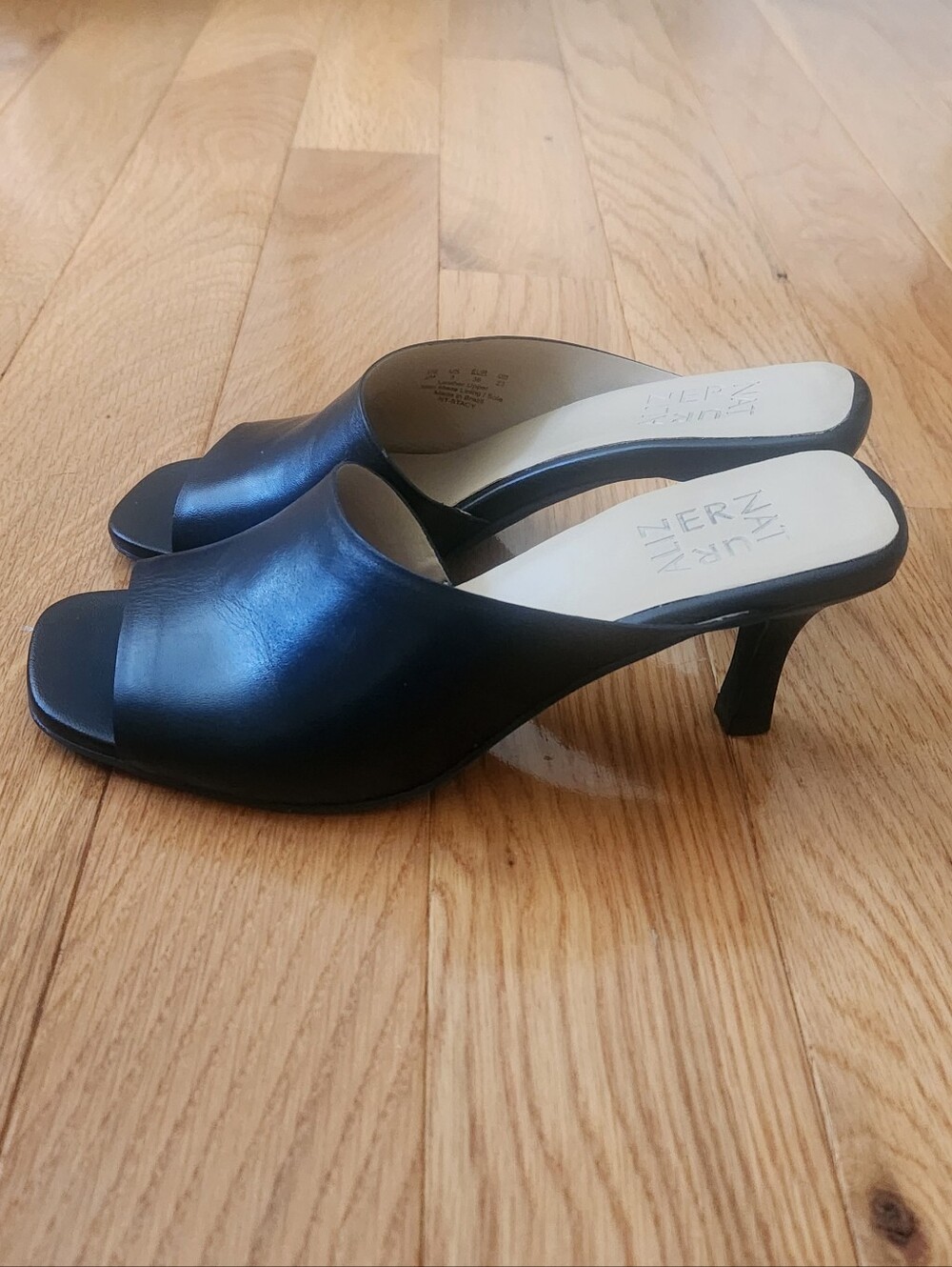 Naturalizer Leather Mules - Picture 3 of 7